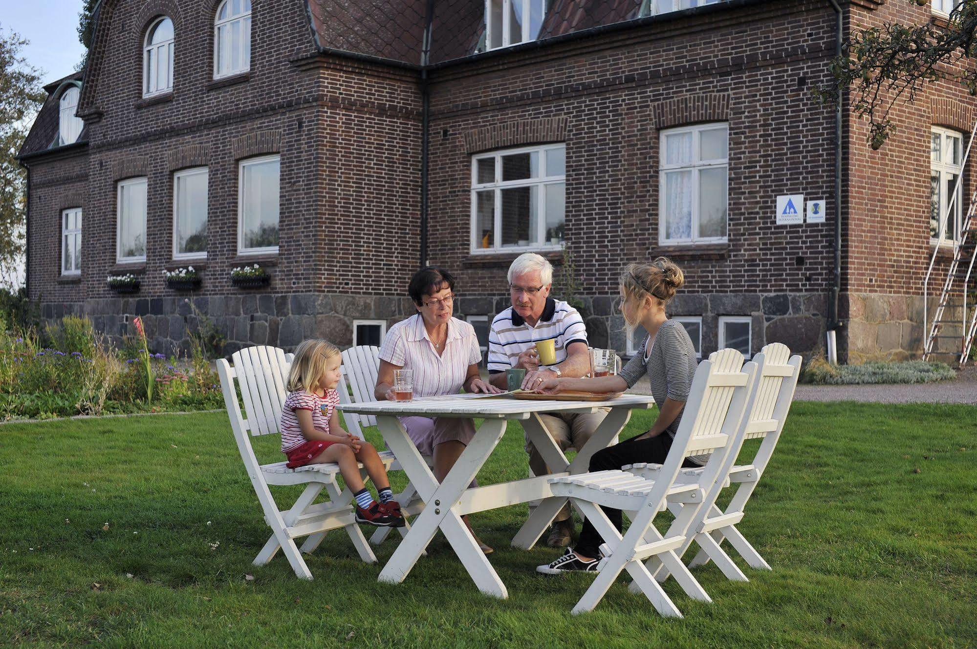 Blaesinge Gard Kullabygden Hostel Jonstorp Exterior photo